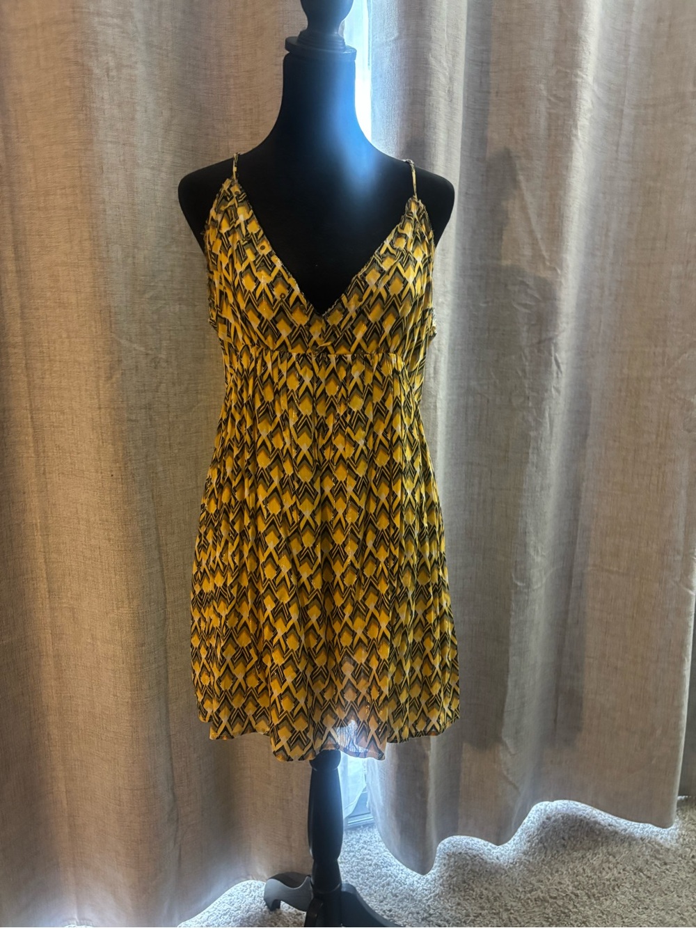 Forever 21 Yellow and Black Geometric V-Neck Spaghetti Strap Mini Dress